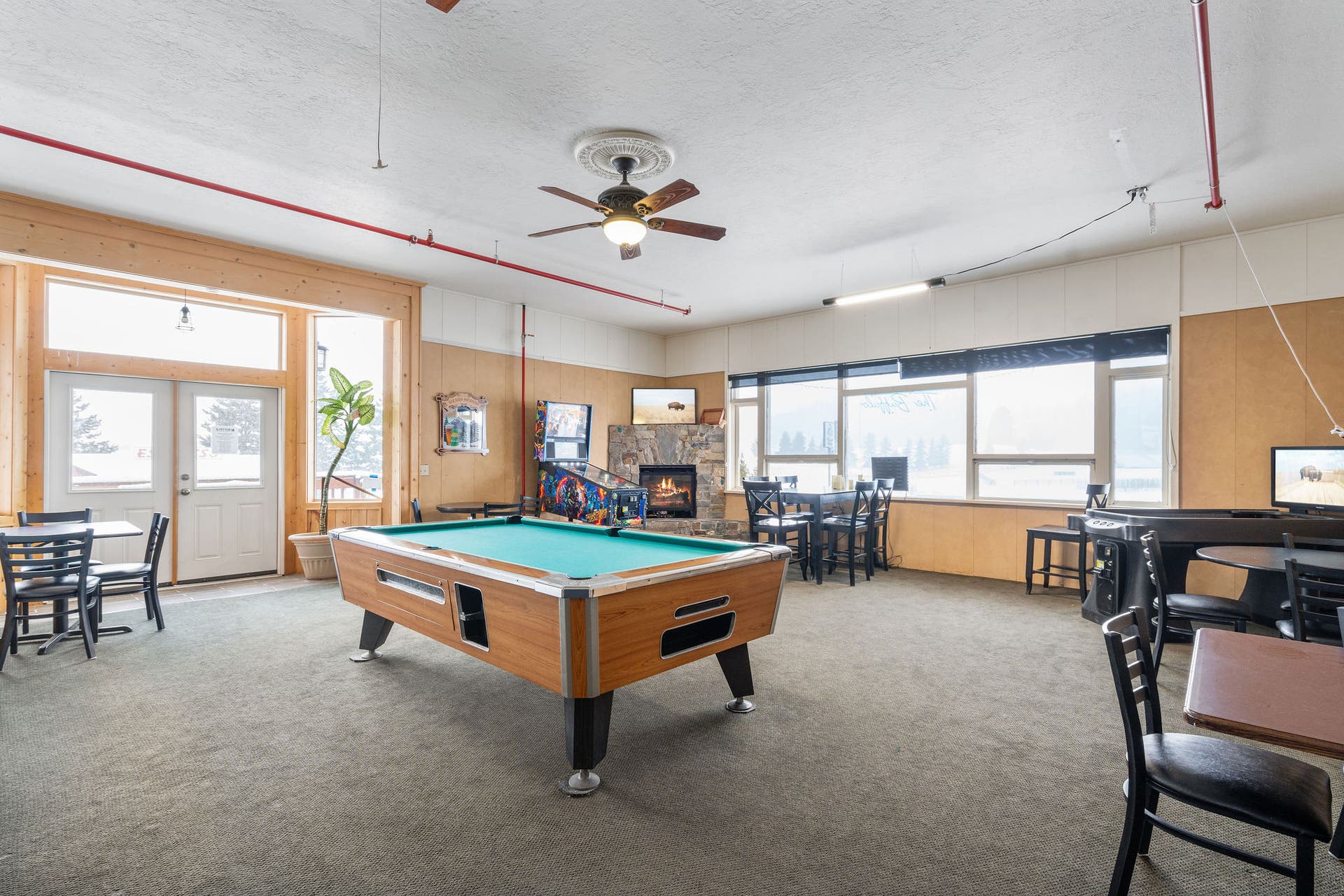 5 Swan Way, Bigfork, MT 59911 Game Room - The Buffalo Saloon, Casino, Grill and Lodge.