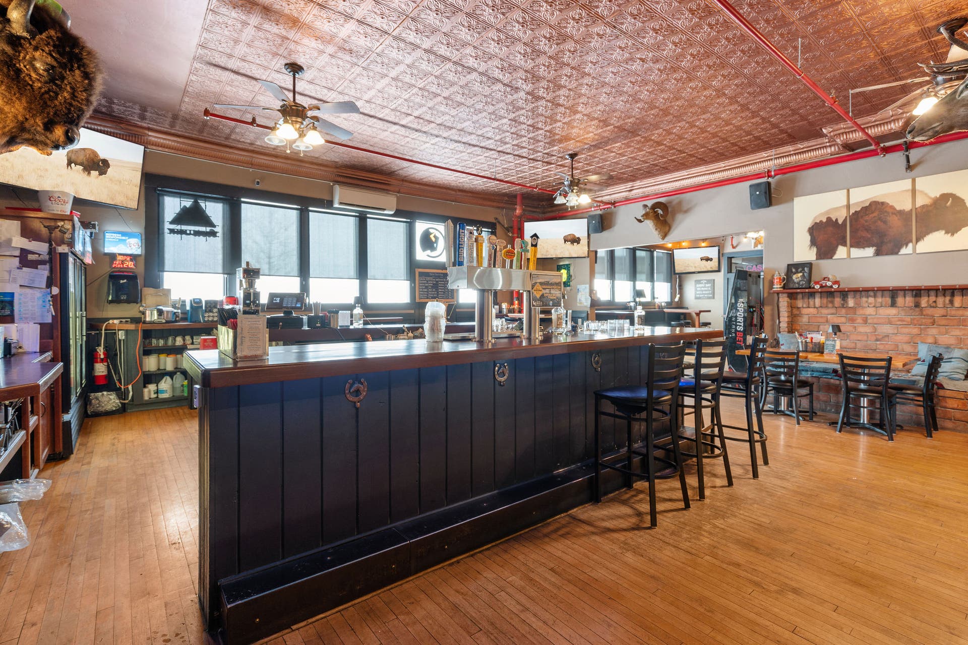 5 Swan Way, Bigfork, MT 59911 Saloon - The Buffalo Saloon, Casino, Grill and Lodge.