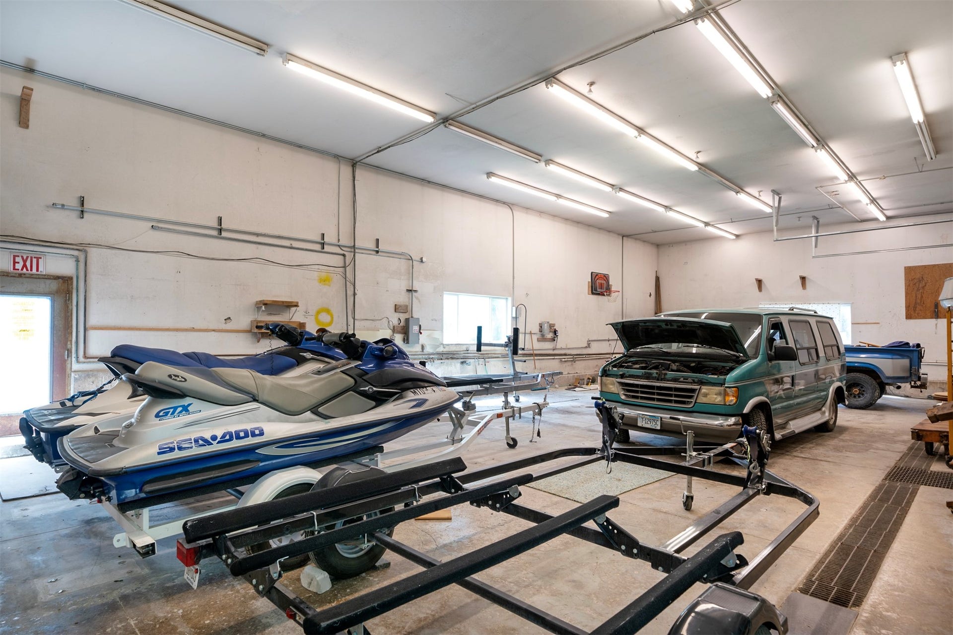 31566 S Ferndale Drive, Bigfork, MT 59911