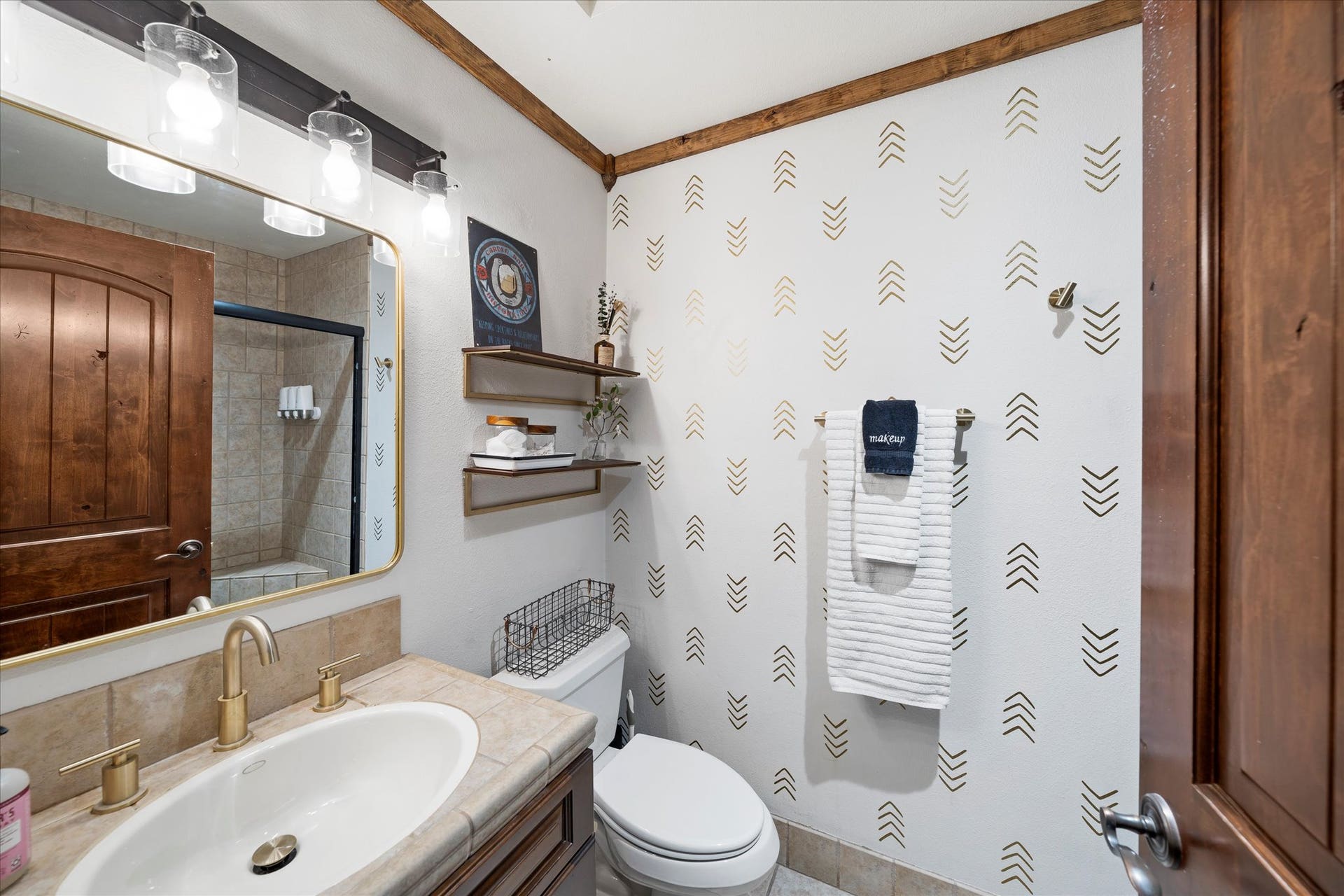 180 Vista Lane, #236, Bigfork, MT 59911 One Bedroom / One Bathroom - 180 Vista Lane - #236 - Bigfork, Montana 59911 Marina Cay Condo