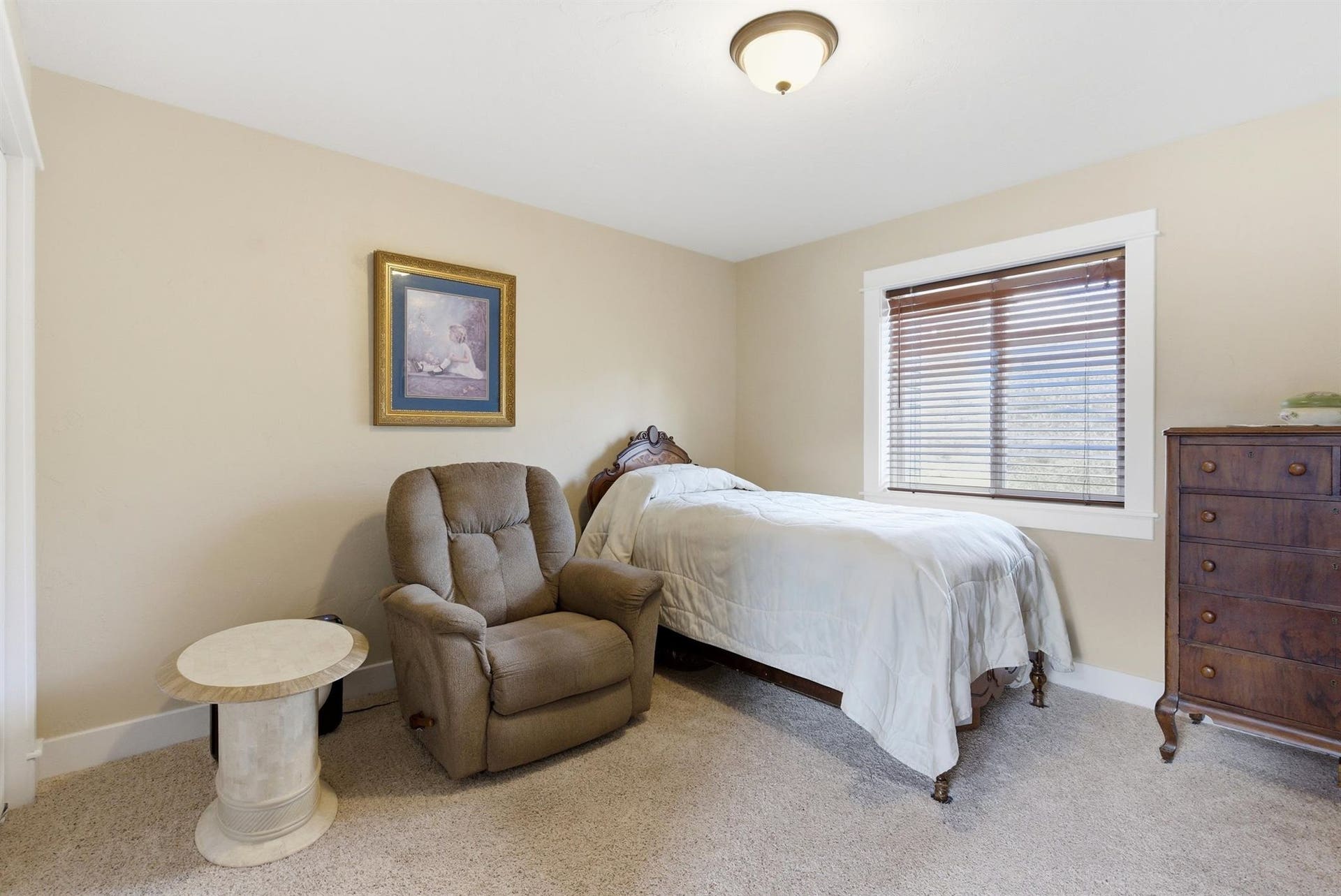 45 Roybals Way, Kalispell, MT 59901 Bedroom featuring carpet and baseboards