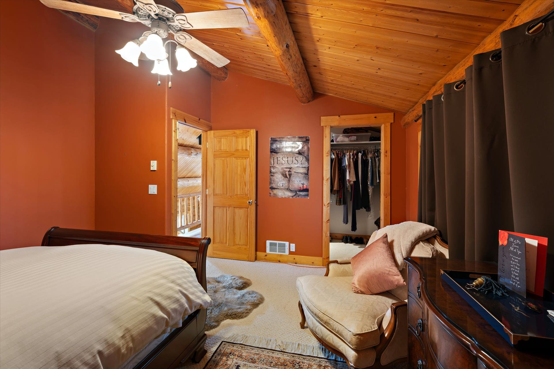 182 Moondance Trail, Bigfork, MT 59911 Upstairs bedroom