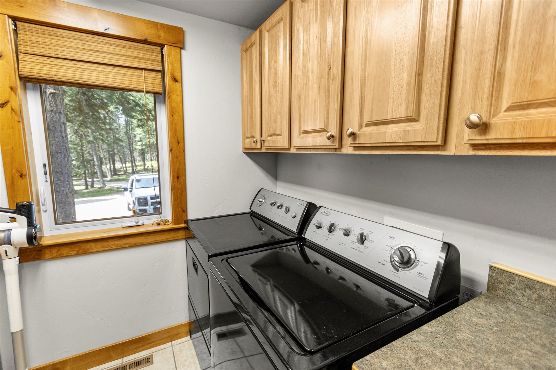13034 Red Owl Trail, Bigfork, MT 59911 Laundry