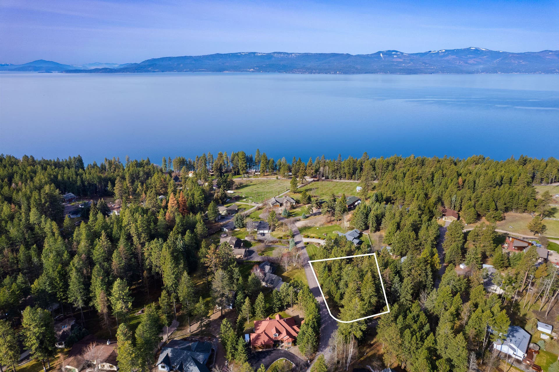 NHN Hilltop Terrace, Bigfork, MT 59911 Great proximity to Flathead Lake