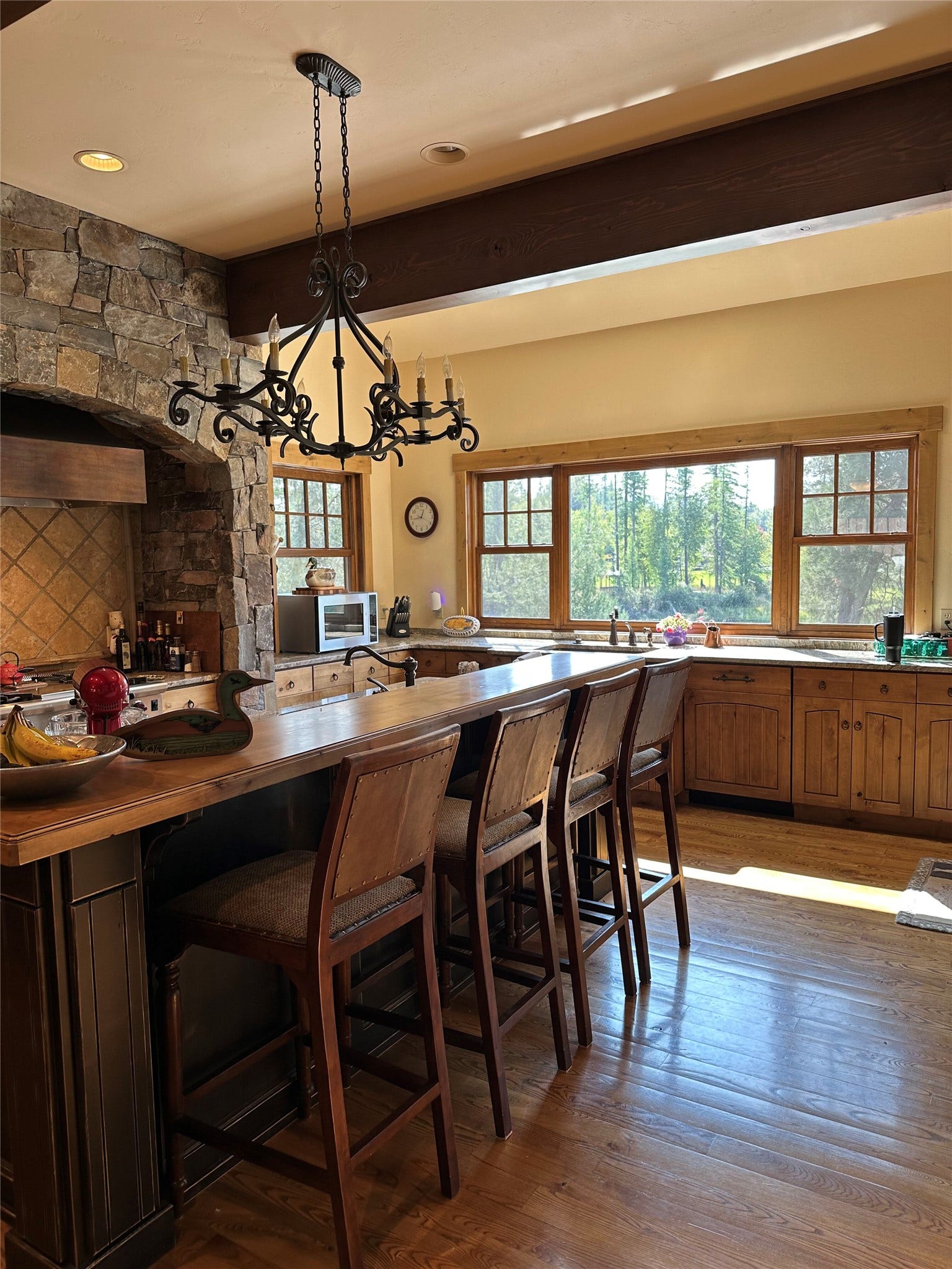 234 Williams Lane, Bigfork, MT 59911 Center island bar