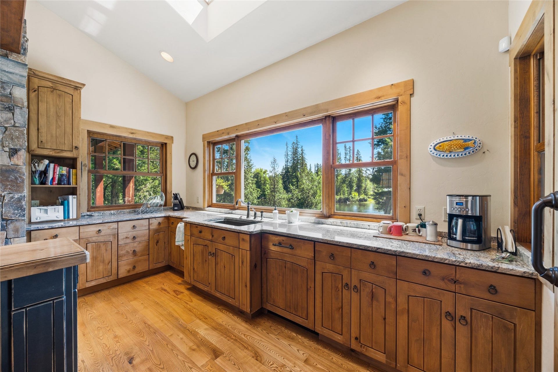 234 Williams Lane, Bigfork, MT 59911 234 Williams Lane, Bigfork, MT 59911