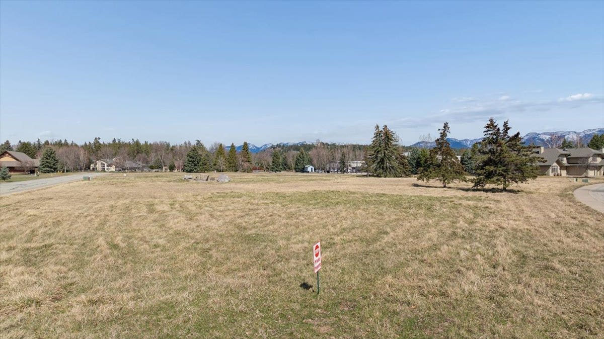 Nhn Holt Drive, Bigfork, MT 59911 Nhn Holt Drive, Bigfork, MT 59911