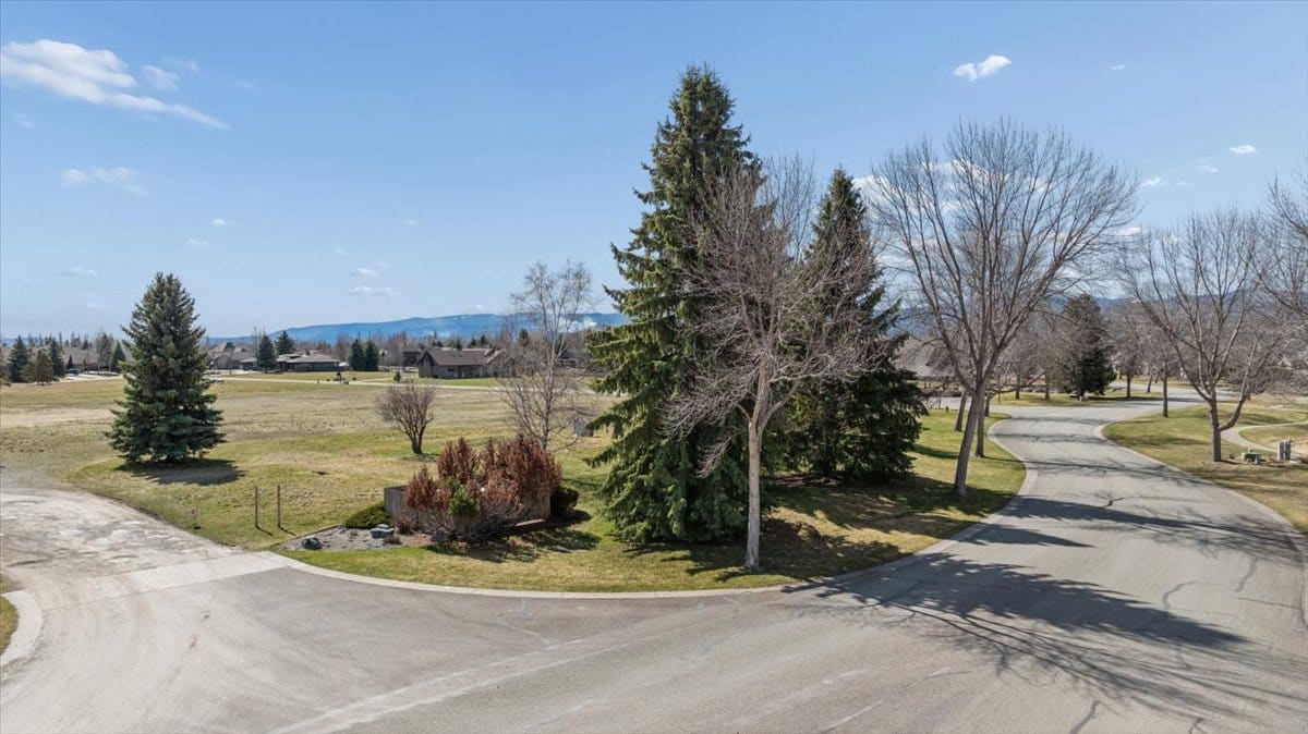 Nhn Holt Drive, Bigfork, MT 59911 Nhn Holt Drive, Bigfork, MT 59911