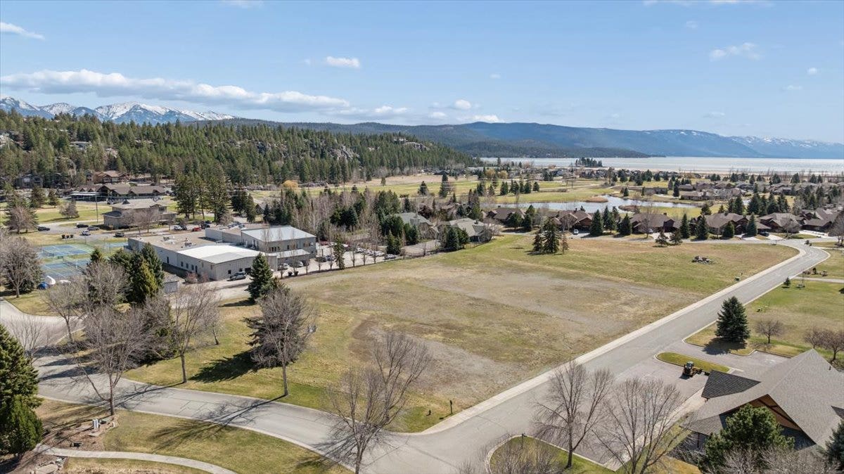Nhn Holt Drive, Bigfork, MT 59911 Nhn Holt Drive, Bigfork, MT 59911