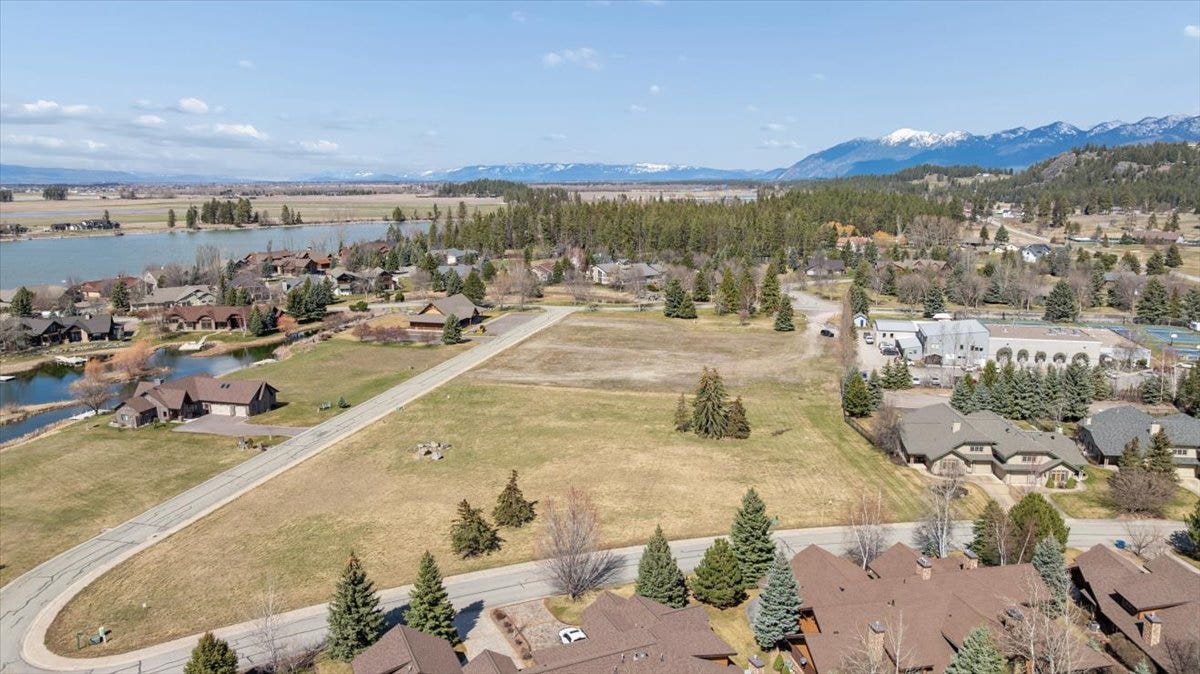 Nhn Holt Drive, Bigfork, MT 59911 Nhn Holt Drive, Bigfork, MT 59911
