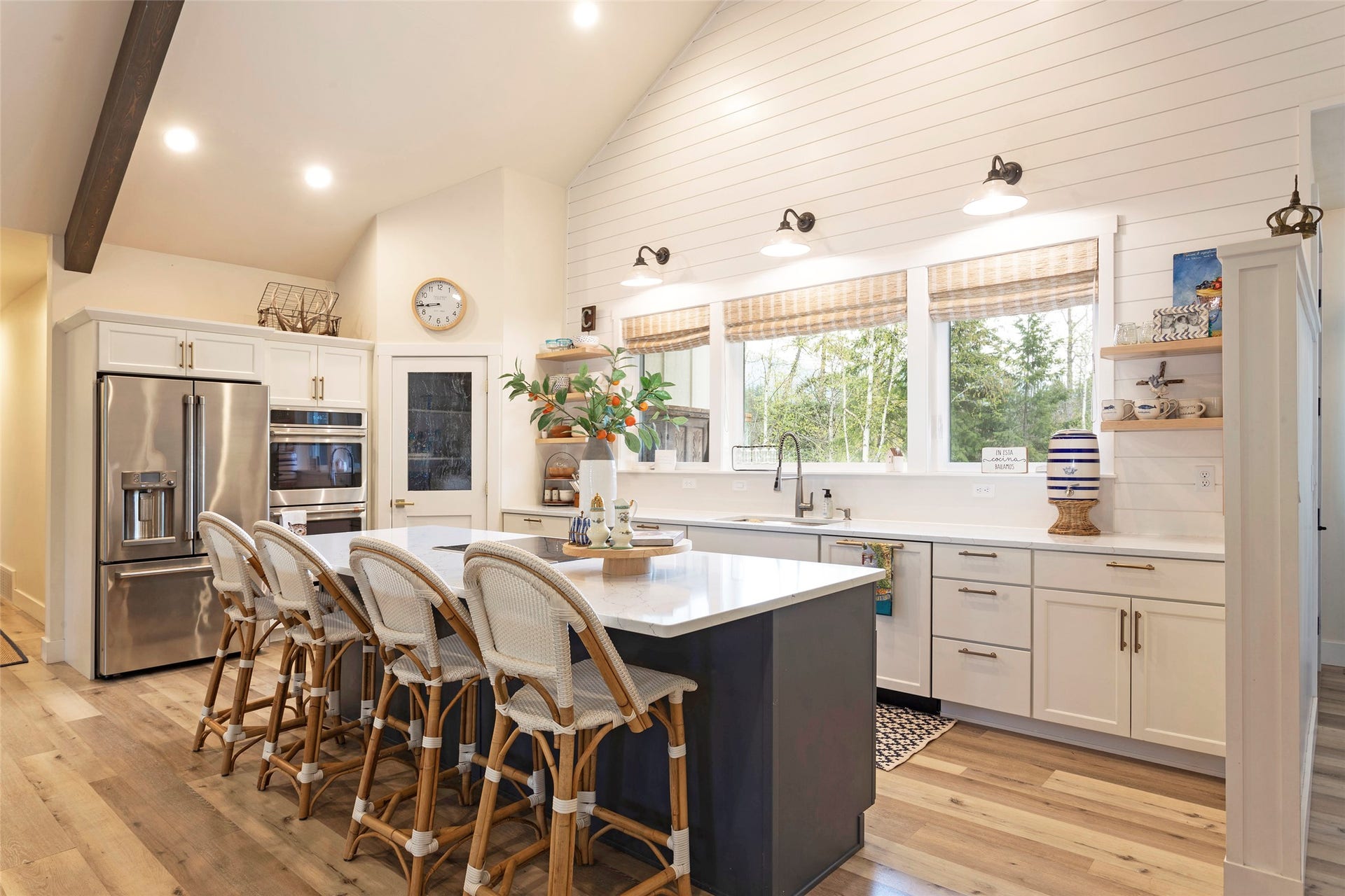 14833 Sunburst Drive, Bigfork, MT 59911 14833 Sunburst Drive, Bigfork, MT 59911