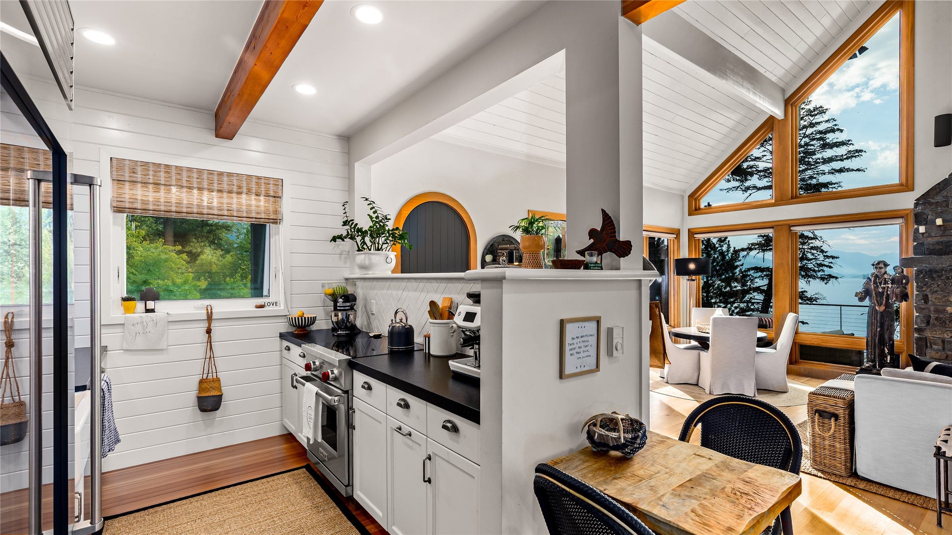 14833 Sunburst Drive, Bigfork, MT 59911 14833 Sunburst Drive, Bigfork, MT 59911