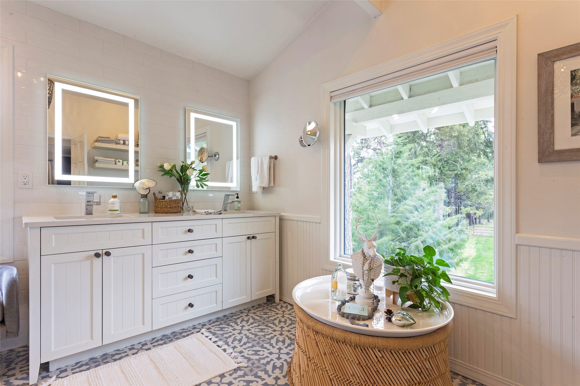 14833 Sunburst Drive, Bigfork, MT 59911 14833 Sunburst Drive, Bigfork, MT 59911