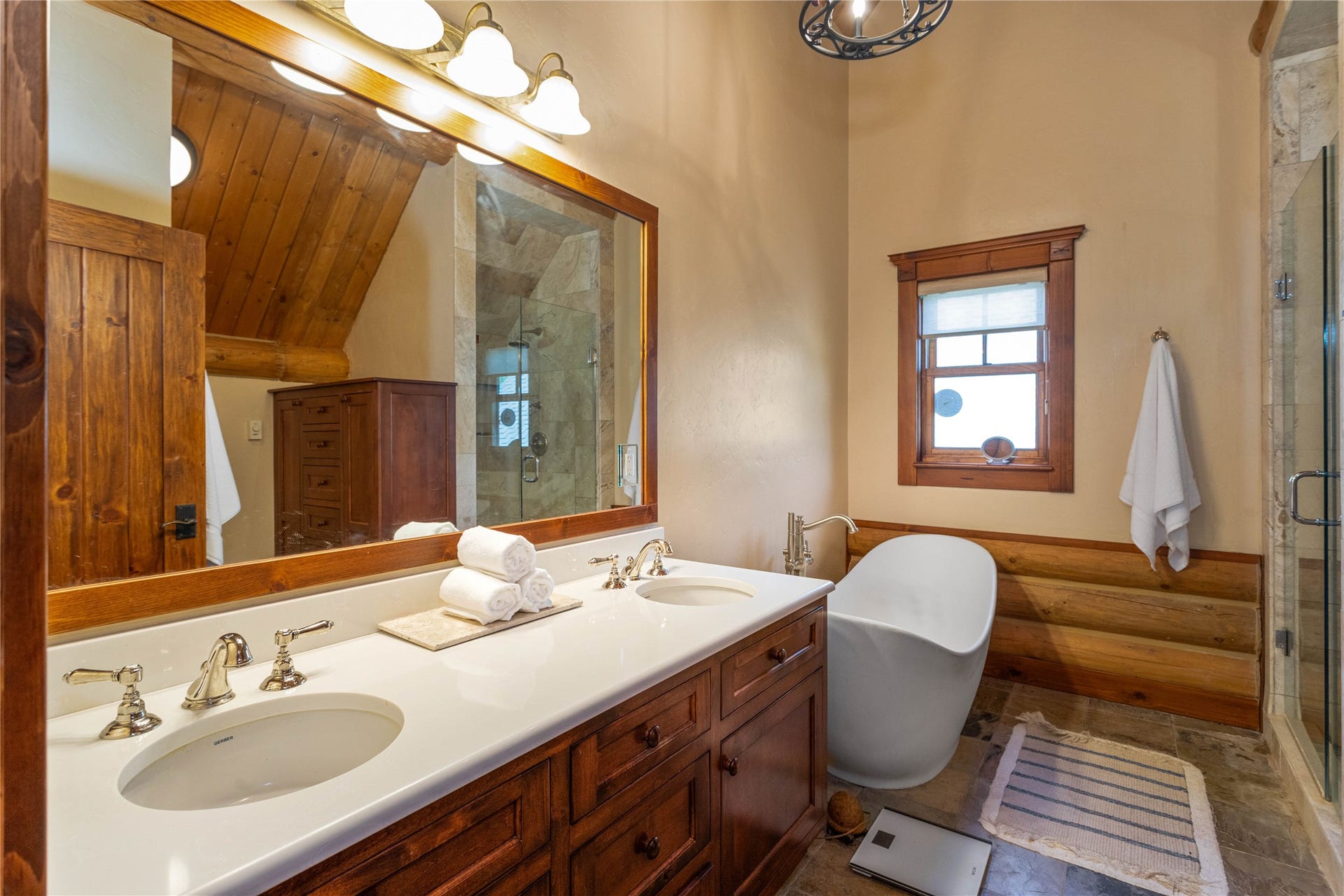 12284 Cygnet Way, Bigfork, MT 59911 Ensuite bathroom with soaking tub and full shower
