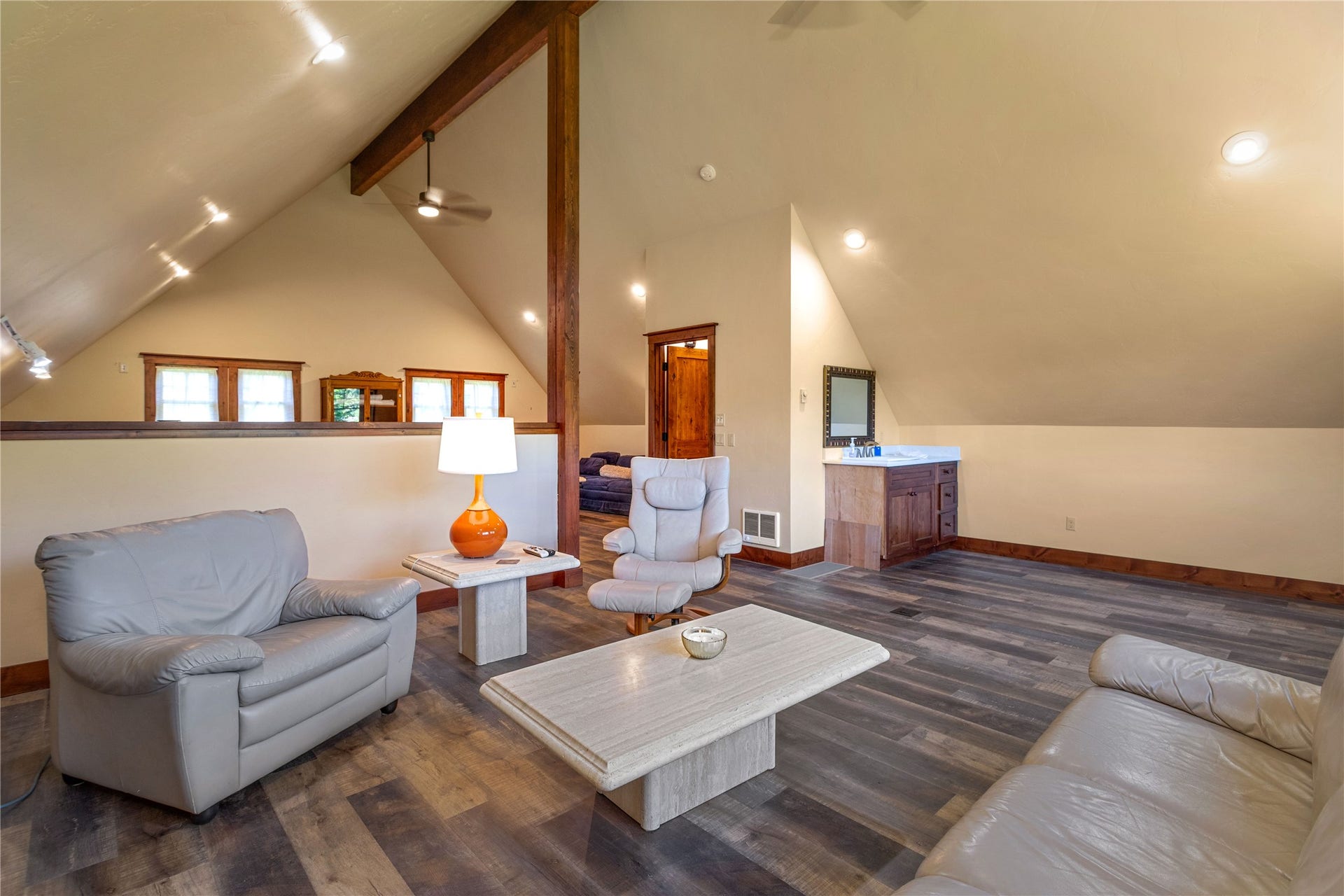12284 Cygnet Way, Bigfork, MT 59911 Above the shop sits a spacious guest suite