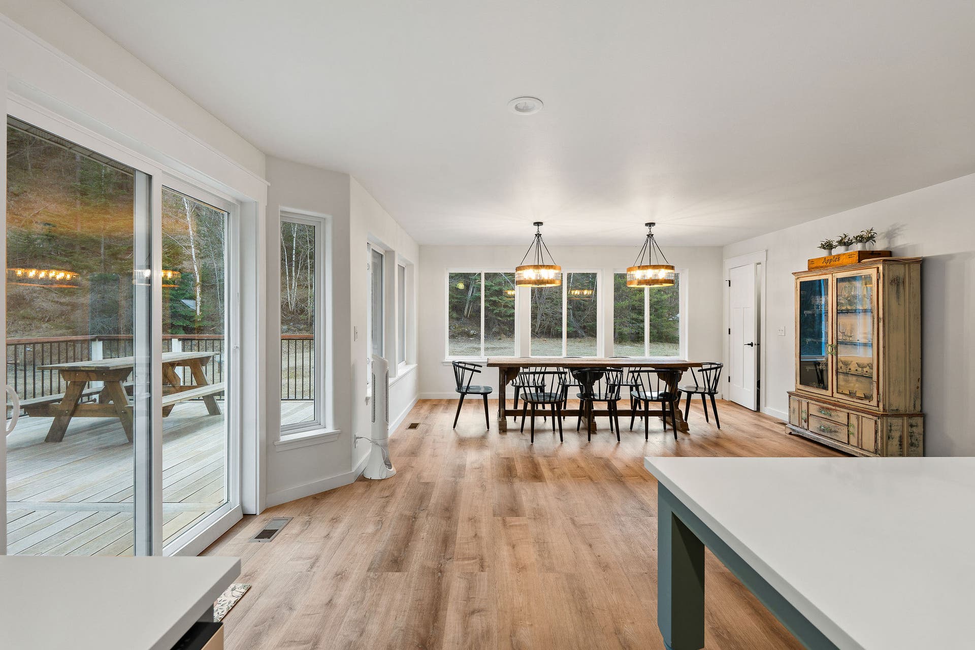 620 Swan River Road, Bigfork, MT 59911 Open dining room