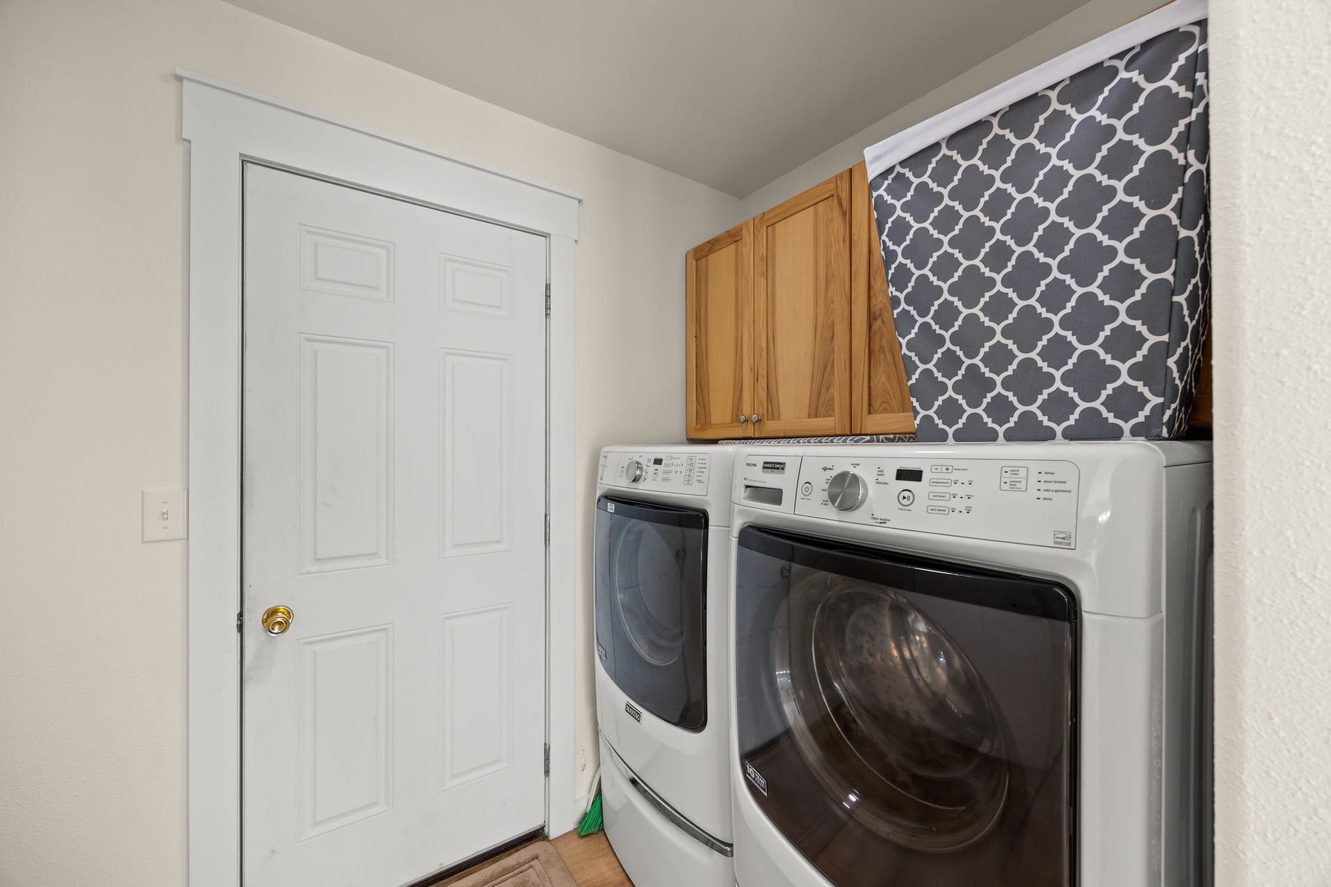 620 Swan River Road, Bigfork, MT 59911 Laundry room - upstairs