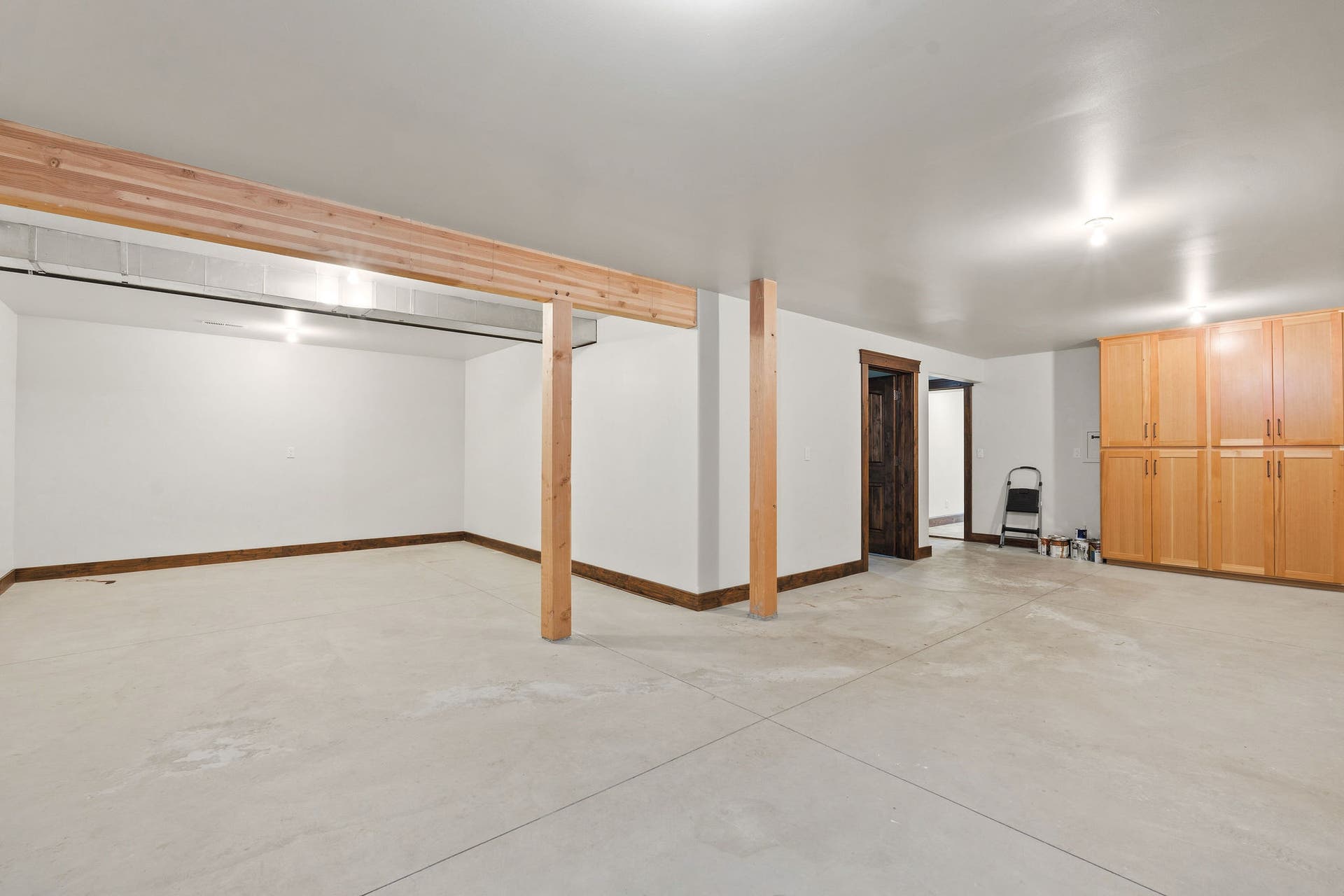 569 E Village Drive, Bigfork, MT 59911 569 E Village Drive, Bigfork, MT 59911