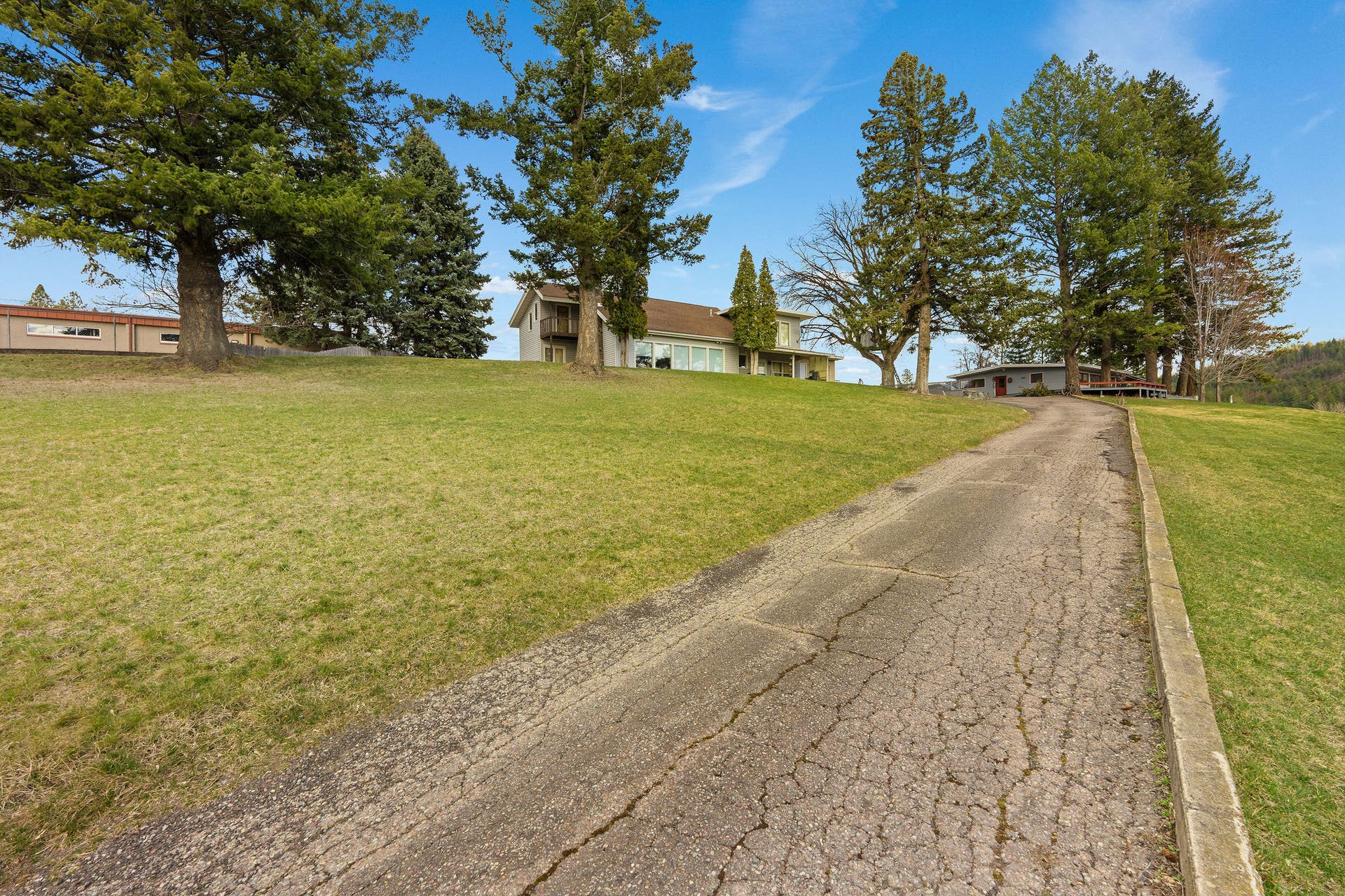 529 Grand Drive, Bigfork, MT 59911 529 Grand Drive, Bigfork, MT 59911