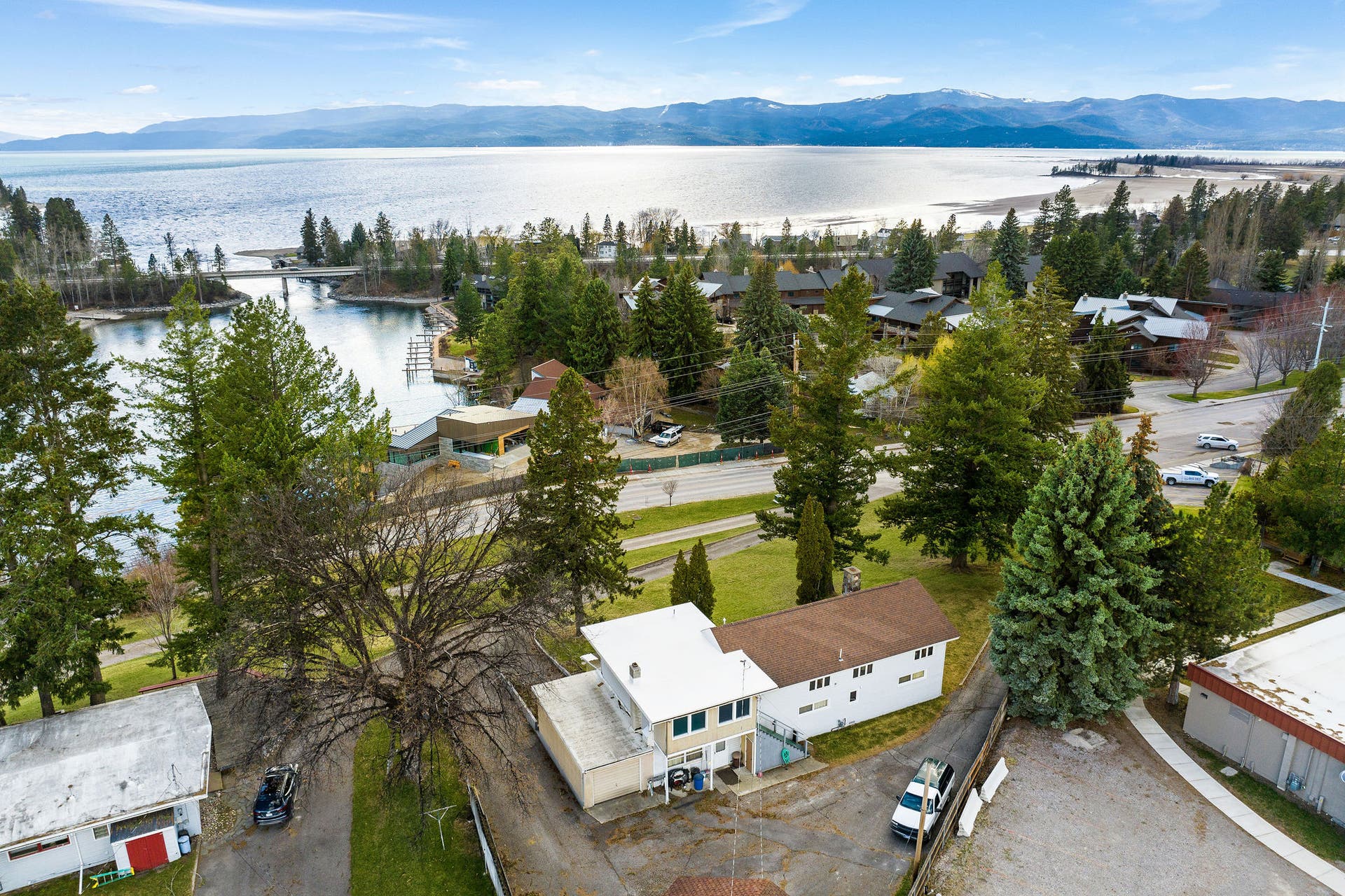 529 Grand Drive, Bigfork, MT 59911 529 Grand Drive, Bigfork, MT 59911