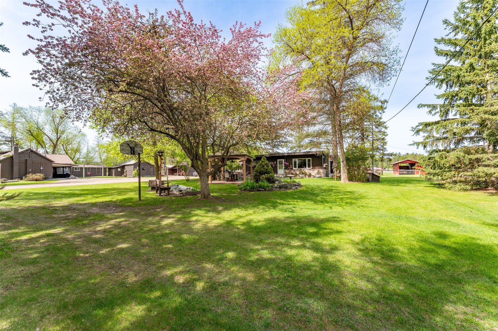 5710 US Hwy 93 S, Whitefish, MT 59937