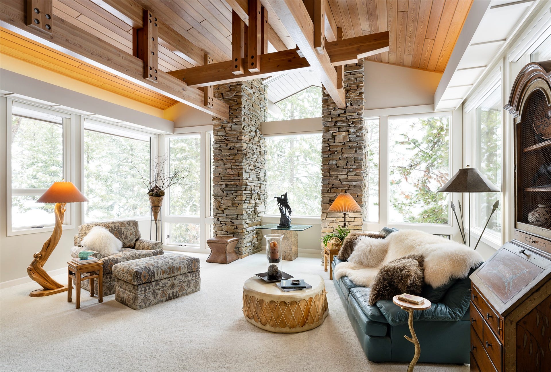 137 & 133 Eagle Bend Drive, Bigfork, MT 59911 Living