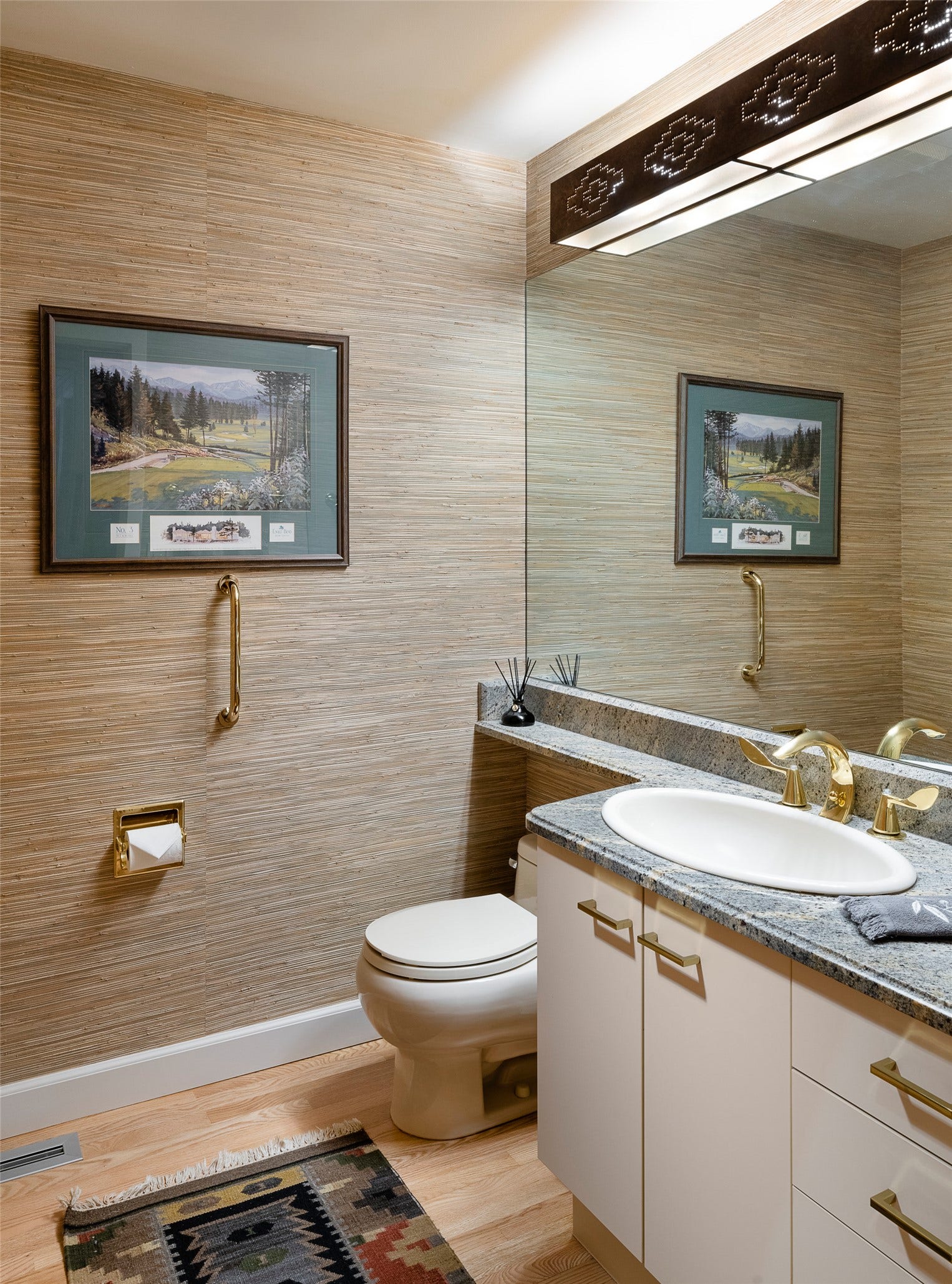 137 & 133 Eagle Bend Drive, Bigfork, MT 59911 Powder room