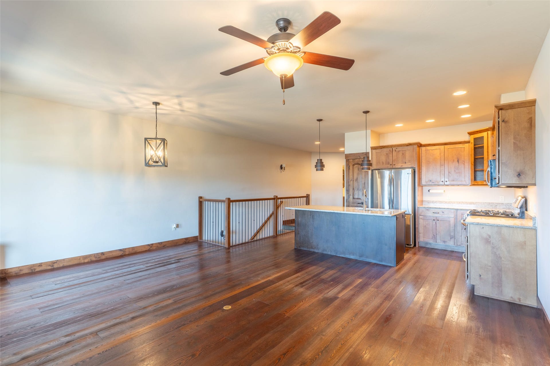 657 Commerce Street, Bigfork, MT 59911 657 Commerce Street, Bigfork, MT 59911