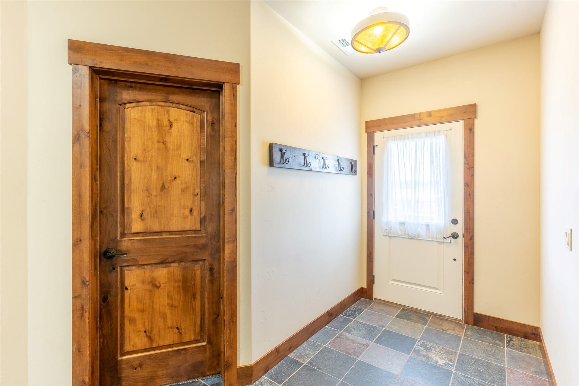 657 Commerce Street, Bigfork, MT 59911 657 Commerce Street, Bigfork, MT 59911