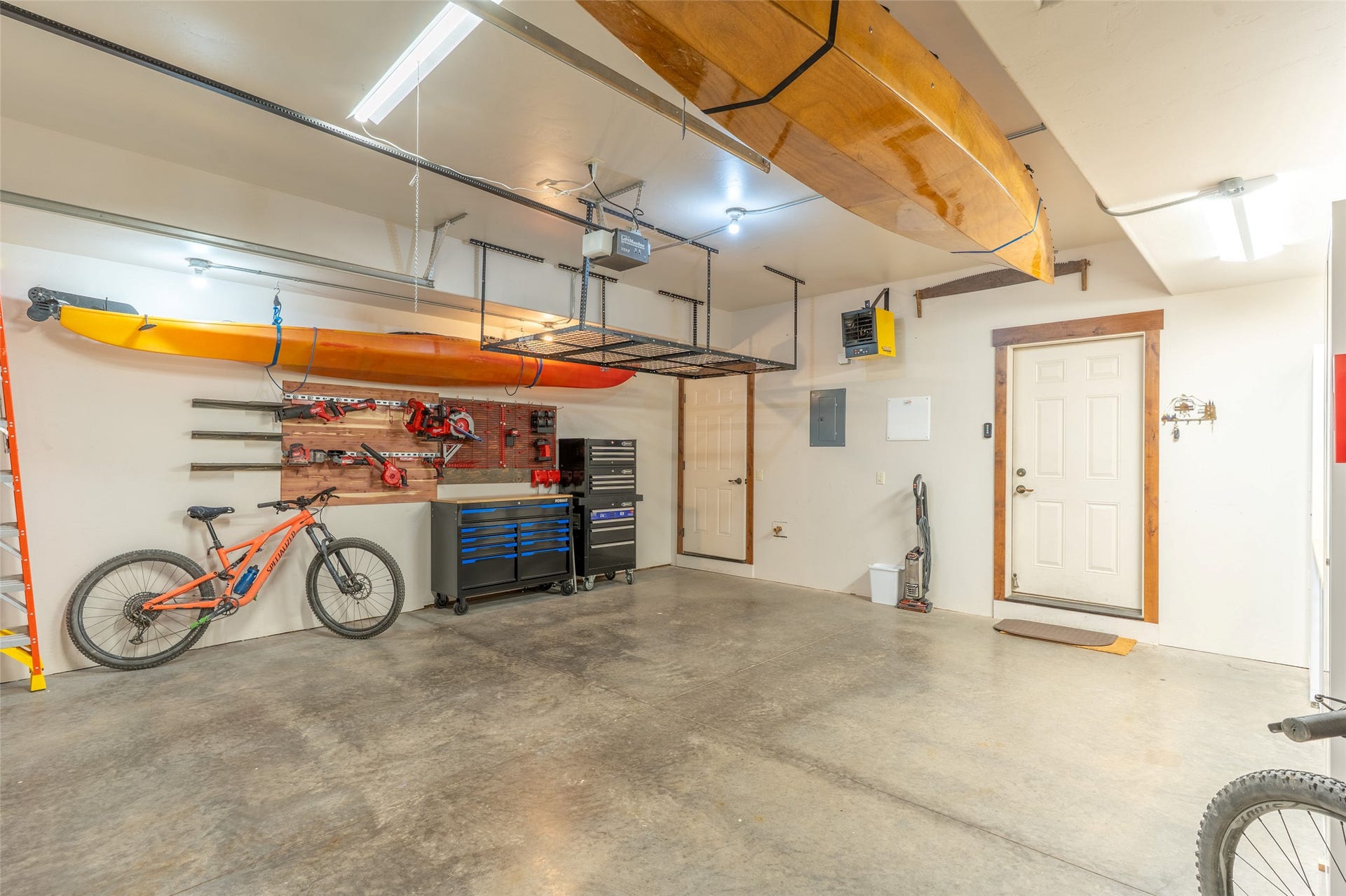 657 Commerce Street, Bigfork, MT 59911 657 Commerce Street, Bigfork, MT 59911