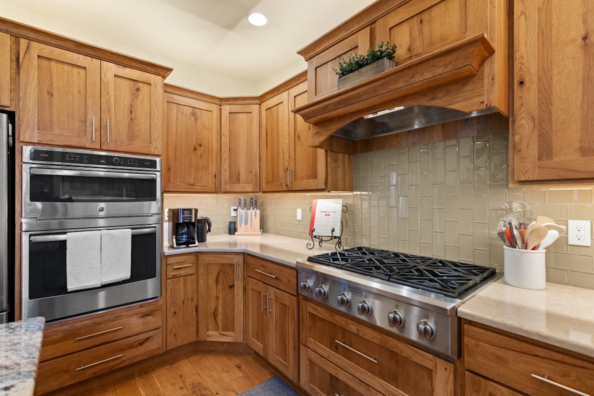 110 Conifer Lane, Bigfork, MT 59911 110 Conifer Lane, Bigfork, MT 59911
