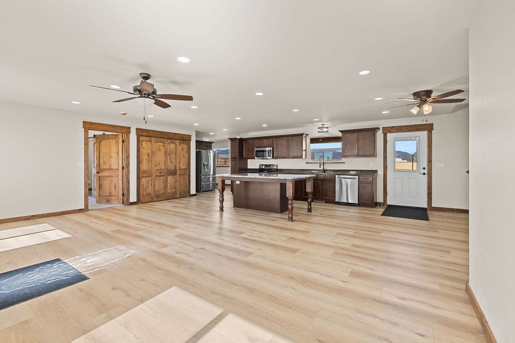 Kitchen/Living Room