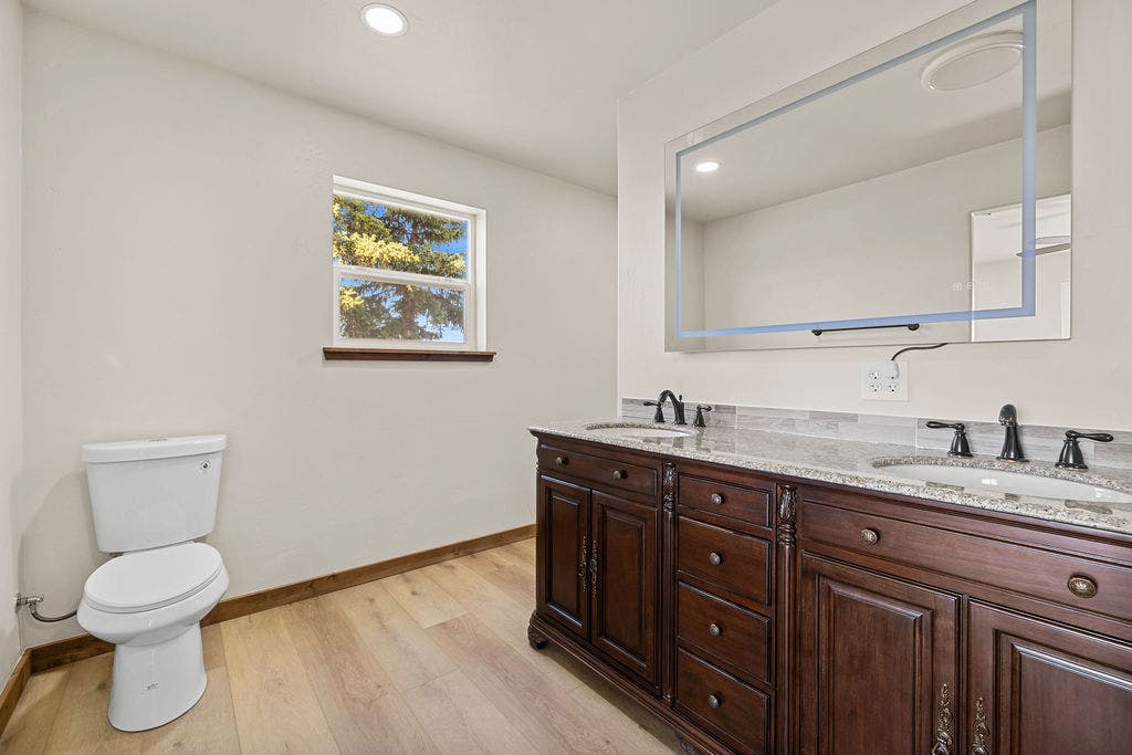 En-Suite Bathroom off Bedroom 1