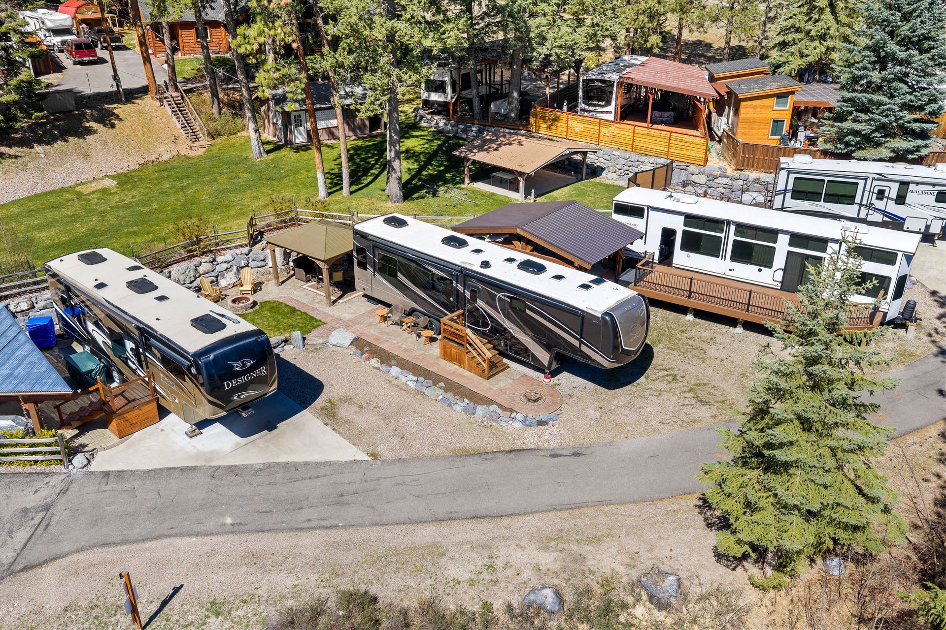 33336 Whitecap Lane, Bigfork, MT 59911 33336 Whitecap Lane, Bigfork, MT 59911