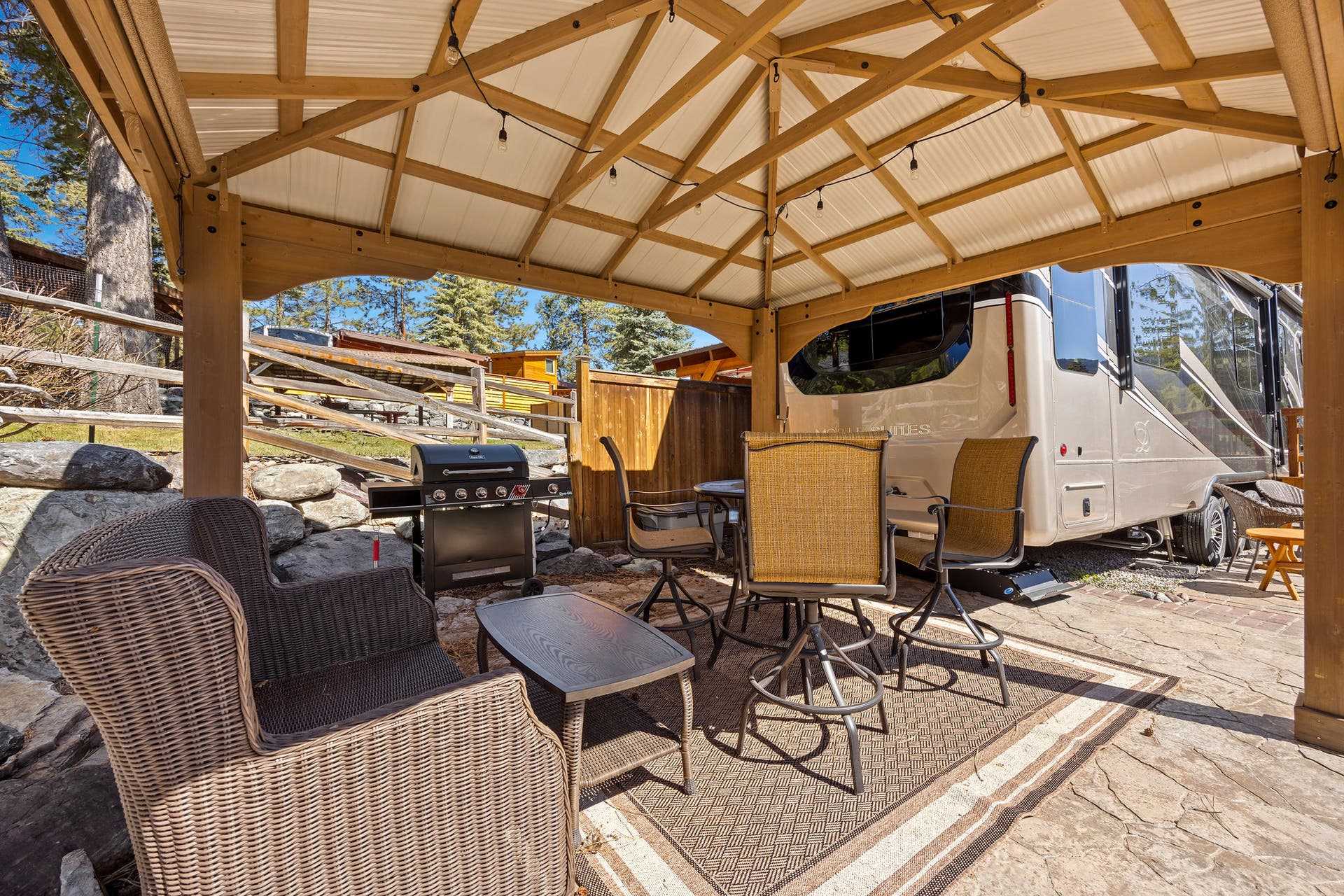 33336 Whitecap Lane, Bigfork, MT 59911 33336 Whitecap Lane, Bigfork, MT 59911