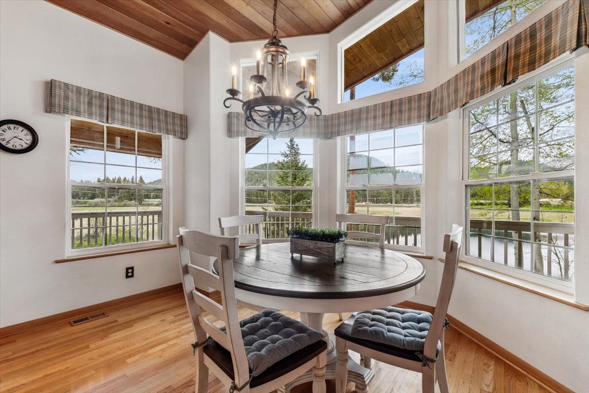 33608 Hilltop Terrace, Bigfork, MT 59911 33608 Hilltop Terrace, Bigfork, MT 59911