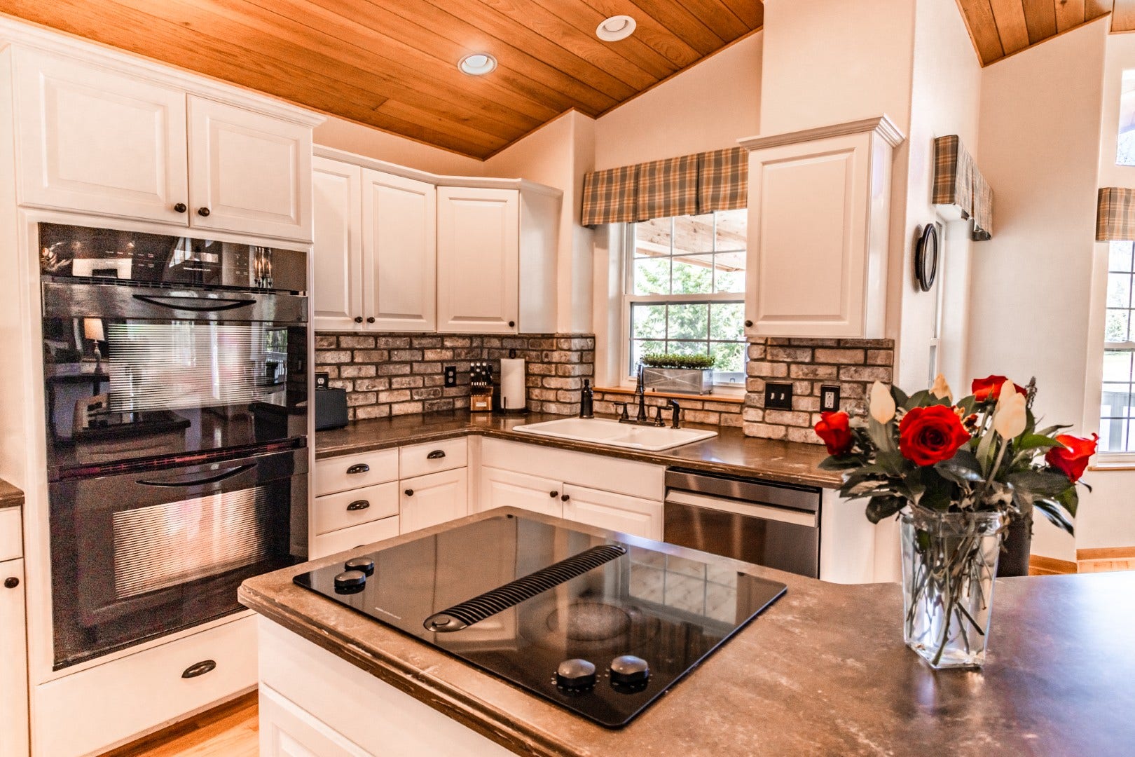 33608 Hilltop Terrace, Bigfork, MT 59911 33608 Hilltop Terrace, Bigfork, MT 59911