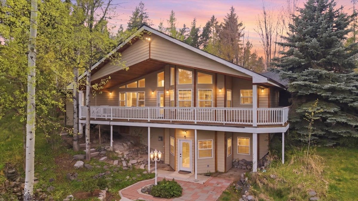 33608 Hilltop Terrace, Bigfork, MT 59911 33608 Hilltop Terrace, Bigfork, MT 59911