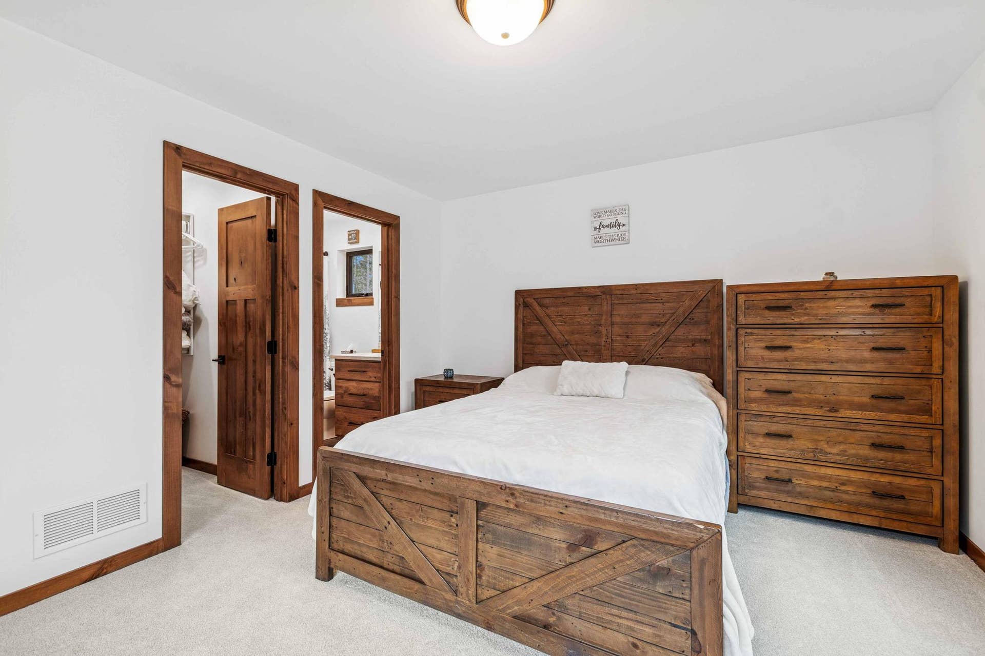 463 and 465 Deer Creek Road, Lakeside, MT 59922 463 Deer Creek Road, Lakeside, MT