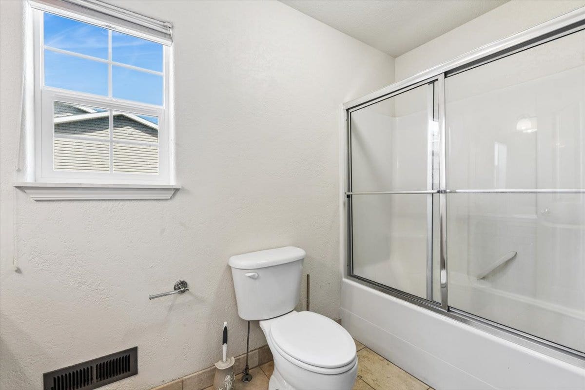 108 Sunrise Terrace, #D, Bigfork, MT 59911 Guest bathroom
