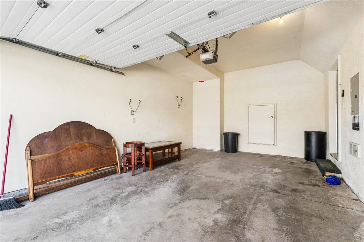 108 Sunrise Terrace, #D, Bigfork, MT 59911 Garage interior