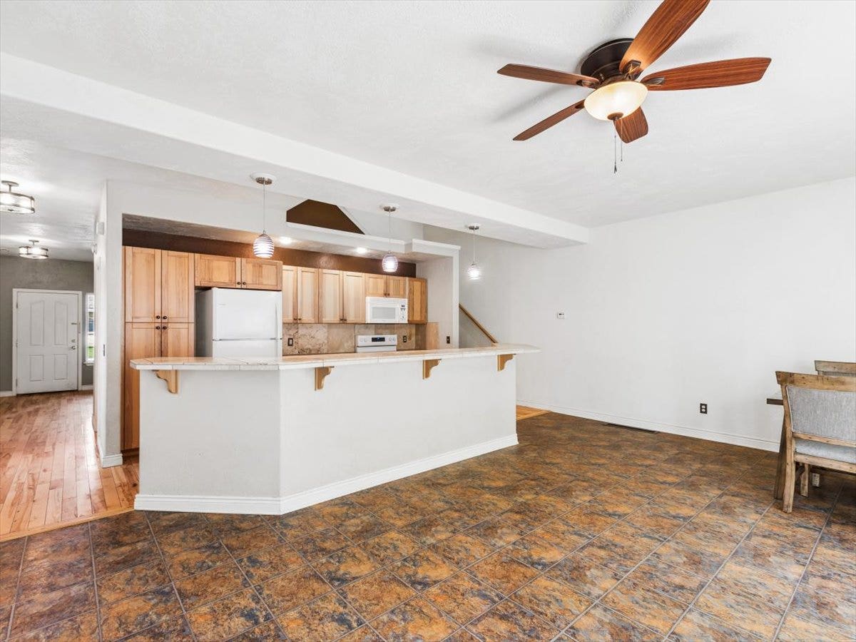 108 Sunrise Terrace, #D, Bigfork, MT 59911 108 Sunrise Terrace, #D, Bigfork, MT 59911