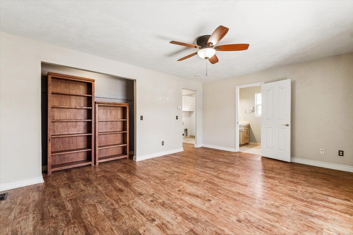 108 Sunrise Terrace, #D, Bigfork, MT 59911 Primary bedroom