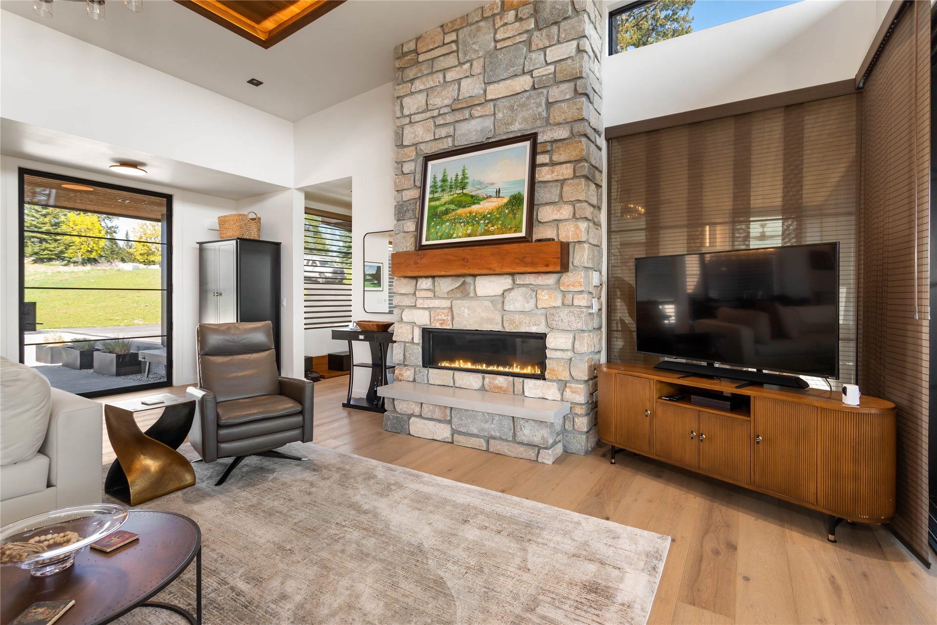 48 Eagle Rock Drive, Bigfork, MT 59911 Stone Fireplace with Gas