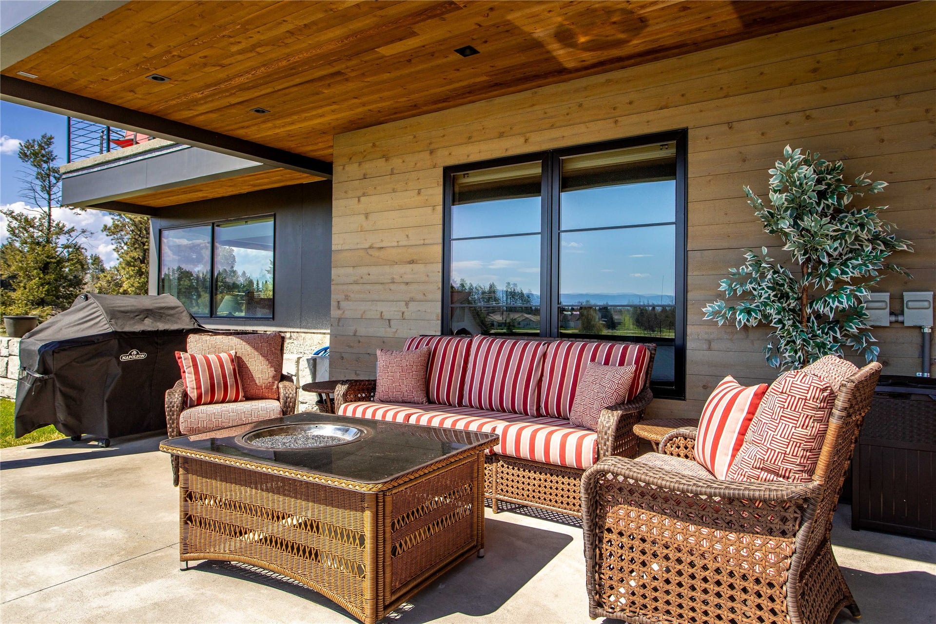 48 Eagle Rock Drive, Bigfork, MT 59911 Lower Level Patio