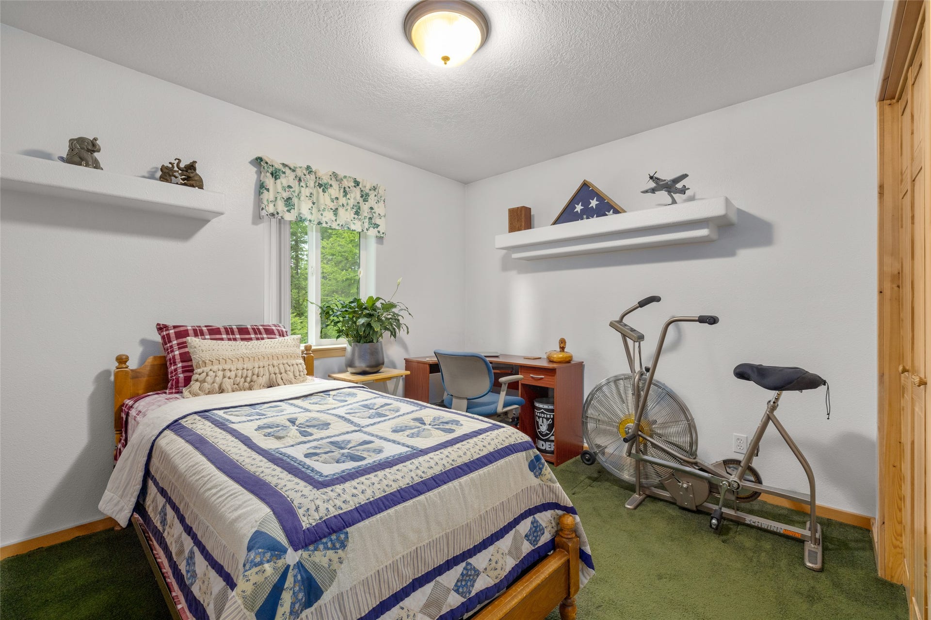 13033 Trinkus Lane, Bigfork, MT 59911 13033 Trinkus Lane, Bigfork, MT 59911