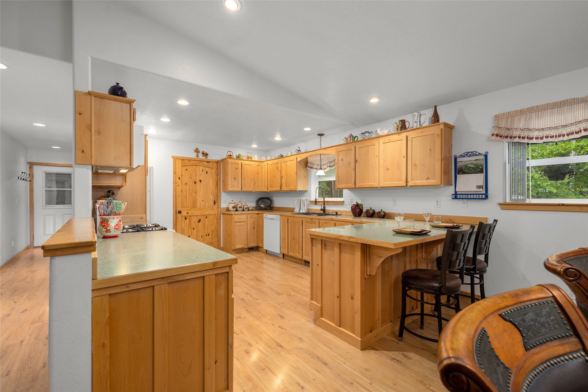 13033 Trinkus Lane, Bigfork, MT 59911 13033 Trinkus Lane, Bigfork, MT 59911