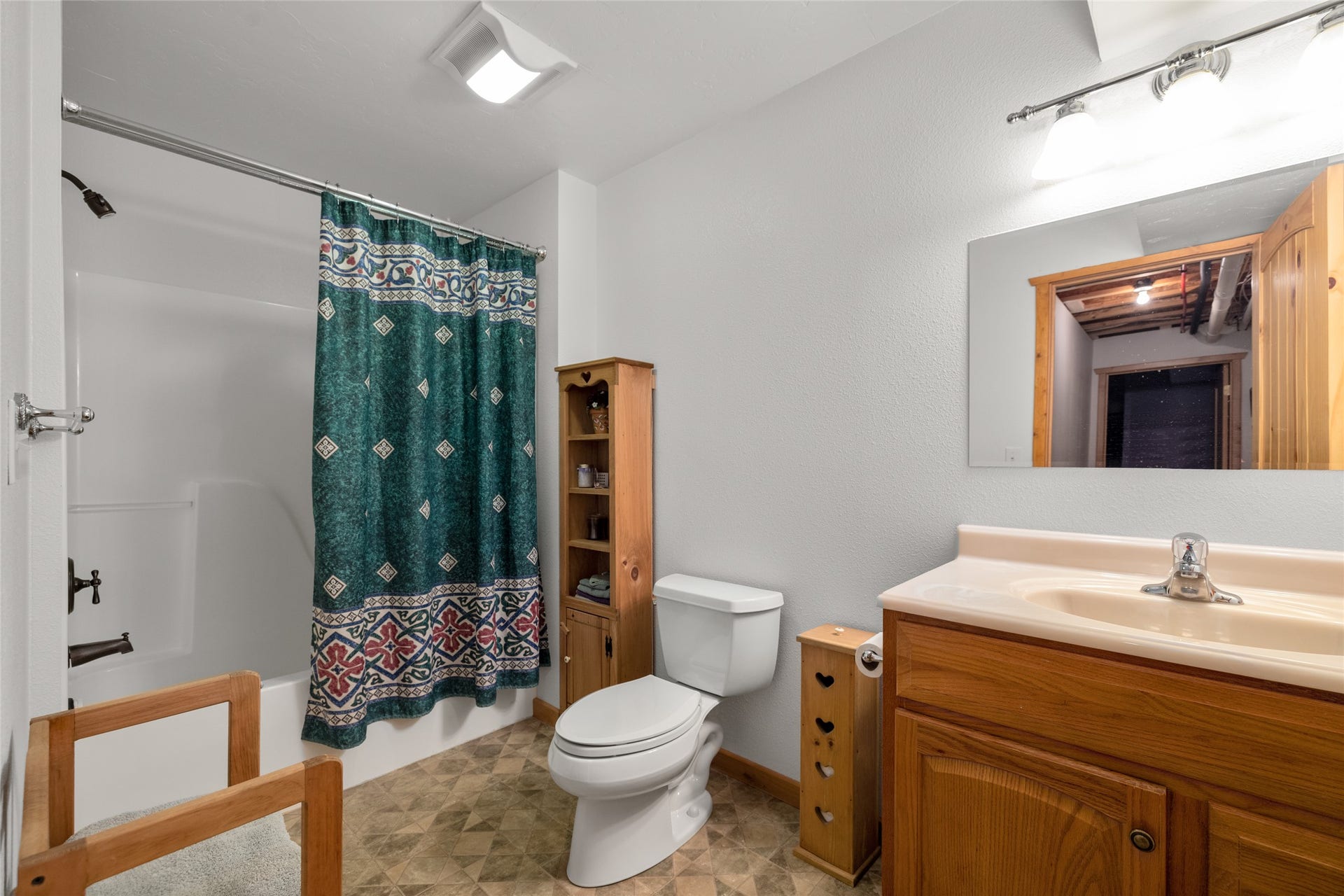 13033 Trinkus Lane, Bigfork, MT 59911 13033 Trinkus Lane, Bigfork, MT 59911
