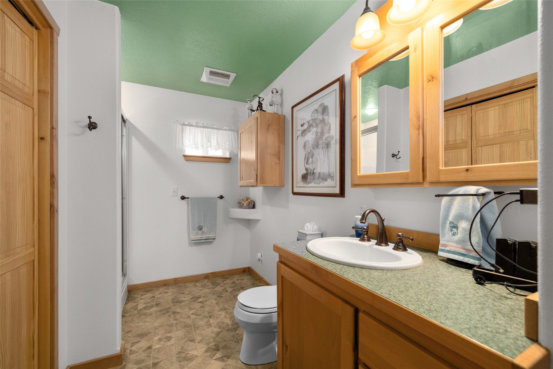 13033 Trinkus Lane, Bigfork, MT 59911 13033 Trinkus Lane, Bigfork, MT 59911