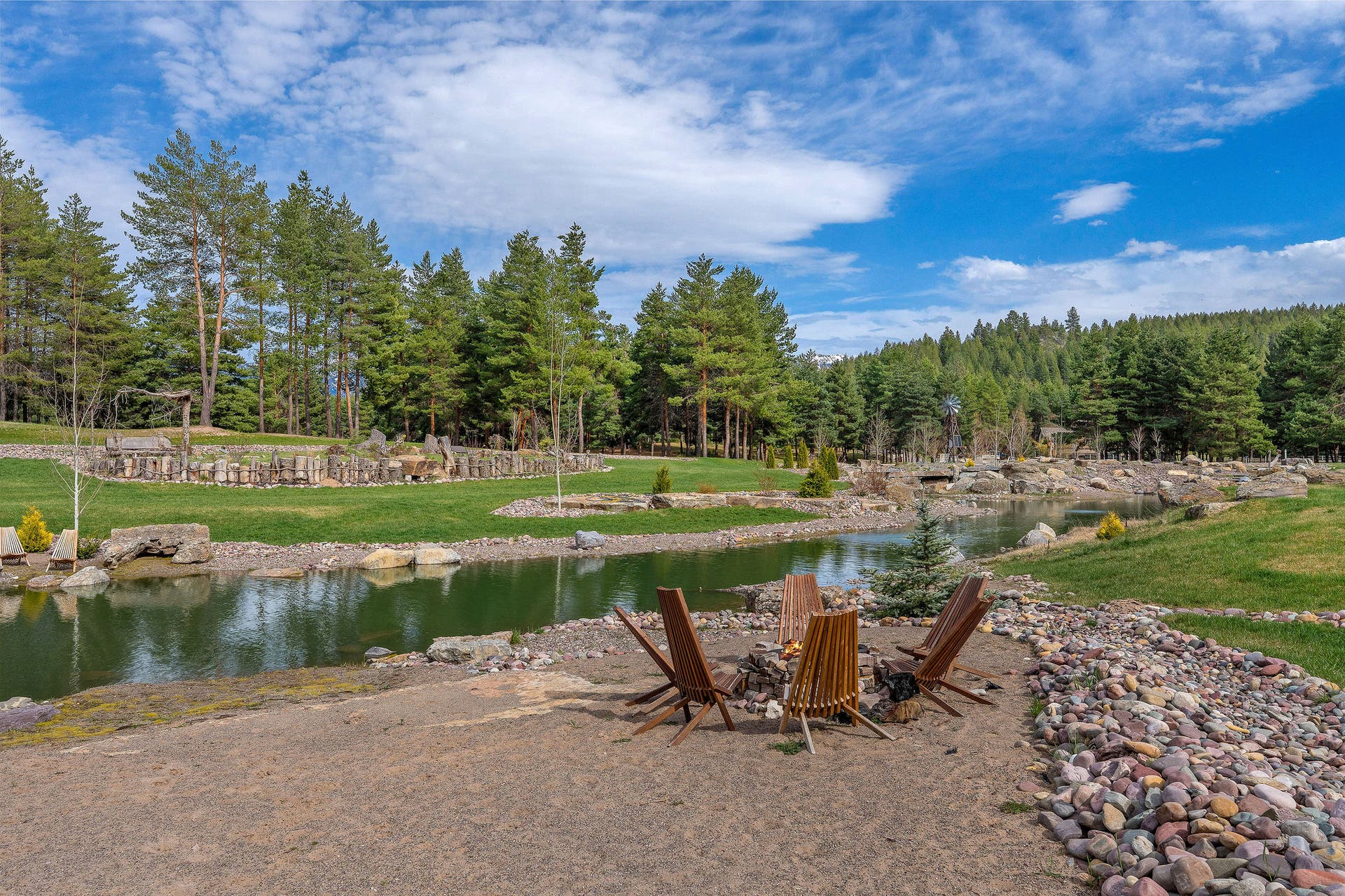 310 Rocky Woods Lane, Bigfork, MT 59911 Outdoor fire pit